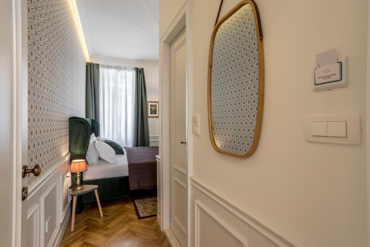 Evala Luxury Rooms With Pool And Garden Split Exterior photo